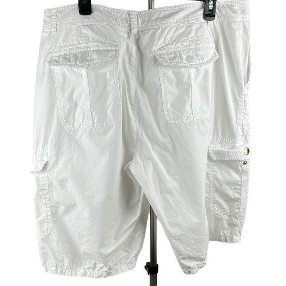 Chaps Burmuda Shorts, White, Pockets, Size 16 - Picture 2 of 6